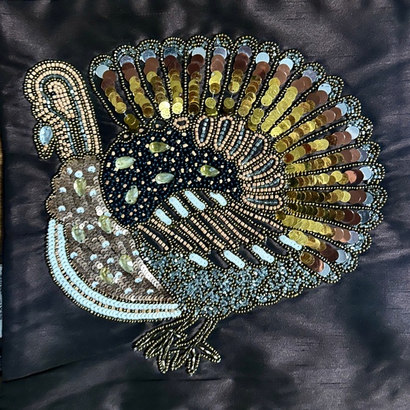 Pier One (Newport) • Turkey Time • 4 Pillow Cases • Brown/Gold • Sequins/ Beaded - Picture 14 of 16